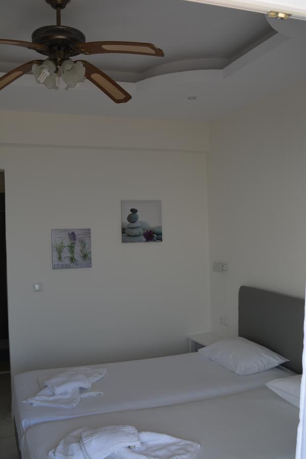 Kangaroo Hotel 몰라 칼리바 외부 사진